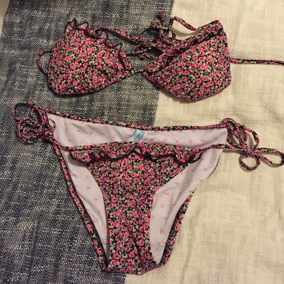 VS PINK floral ruffle bikini set