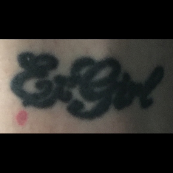 Meet your Posher - Picture 3 of 15