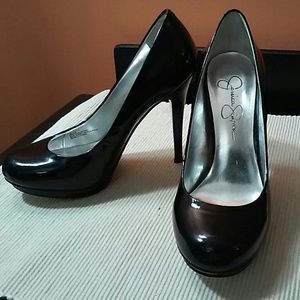 LAST 10 HRS! Jessica Simpson black Layla stilettos