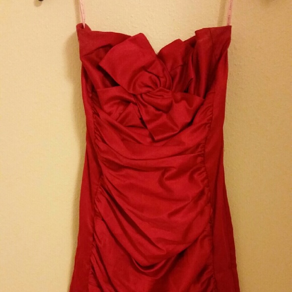 Red strapless gorgeous sweetheart neck line dress