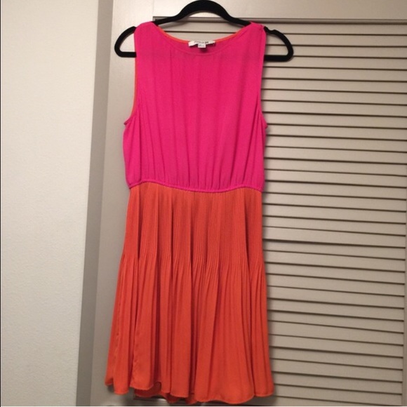 🦄Sold! - Picture 2 of 3