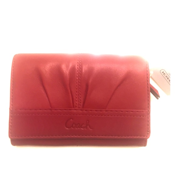 NWT Coach Wallet! ⚠️FINAL PRICE!!
