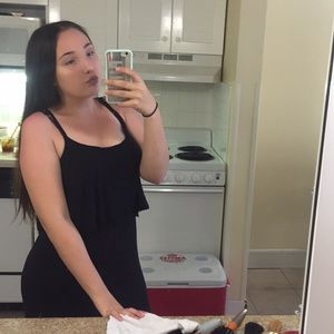 Meet your Posher, Adrianna