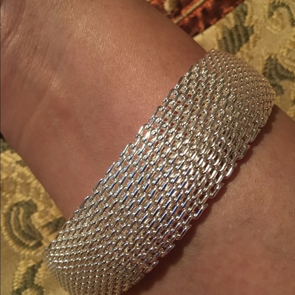 Tiffany&Co elegant bracelet