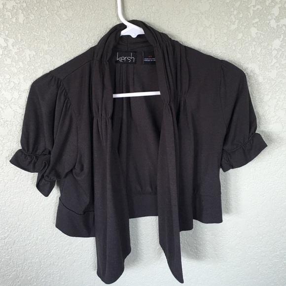 Cropped Feminine Short Sleeve Cardi