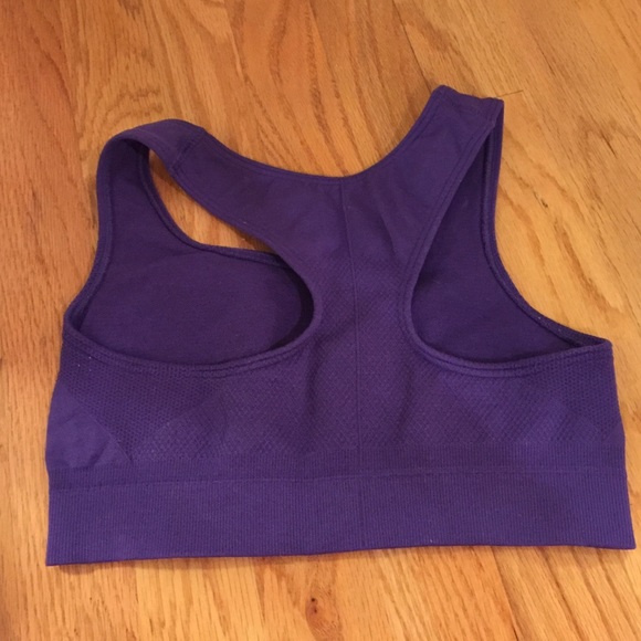 Sports bra - Picture 2 of 2