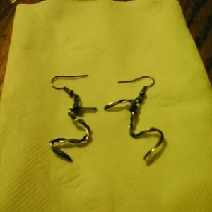 Metal Twist Earrings