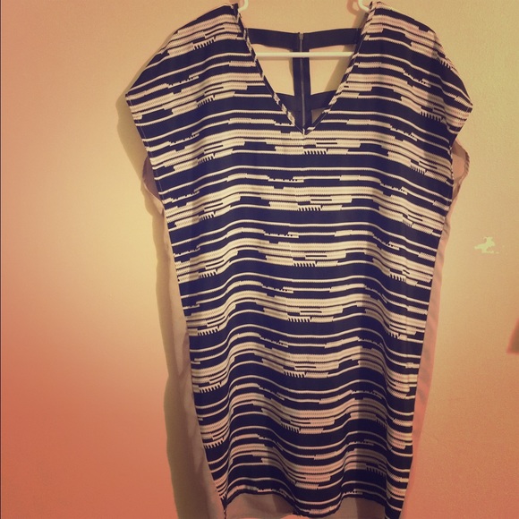 Beautiful geometric print dress