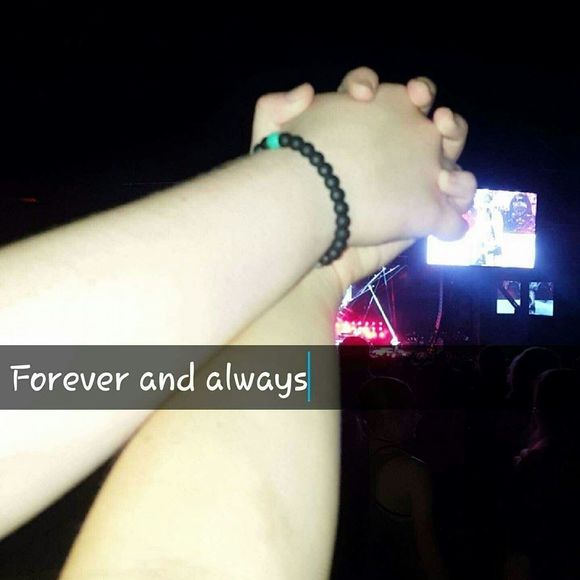 Meet your Posher, Brooke - Picture 1 of 1