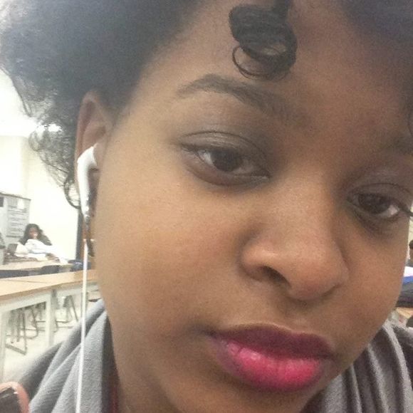 Meet your Posher, Jaia