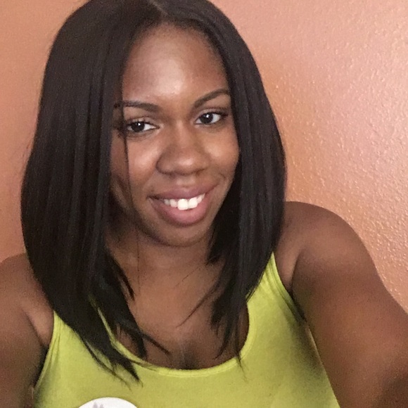 Meet your Posher, Raven - Picture 1 of 1