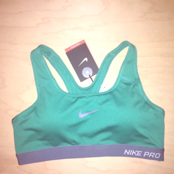 Nike sports bra