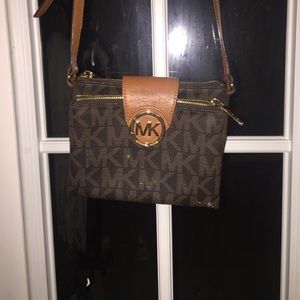 Michael Kors cross body