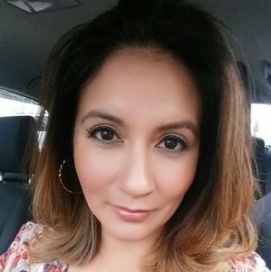 Meet your Posher, Lydia