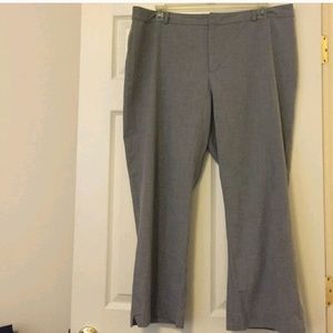 Old navy plus size grey capri pants