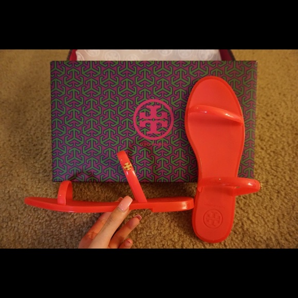 Pink Tory Burch Sandals. Size 6.