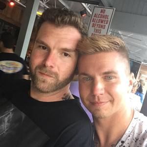 Meet your Posher, Alex