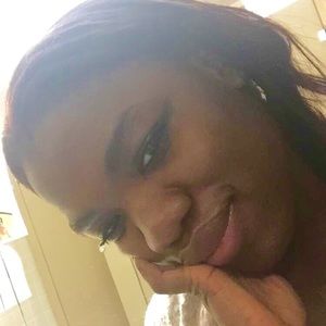 Meet your Posher, Rose