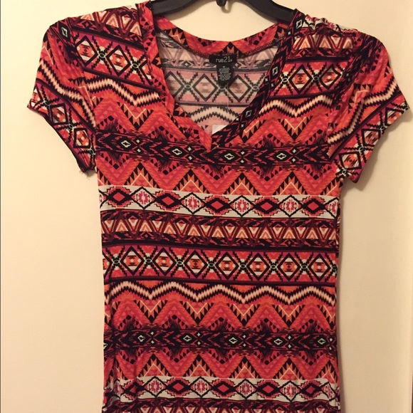🔴SOLD🔴 Tribal Print Tshirt