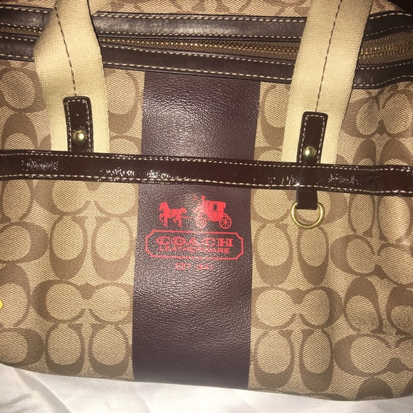 Handbag - Picture 3 of 4