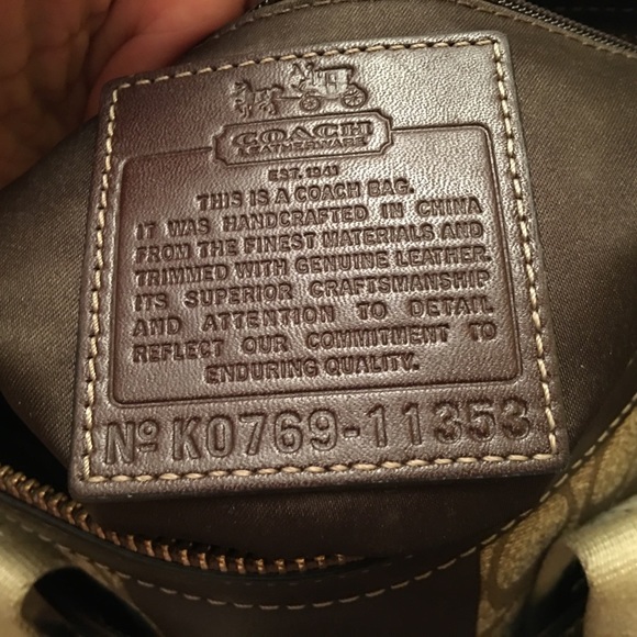 Handbag - Picture 4 of 4