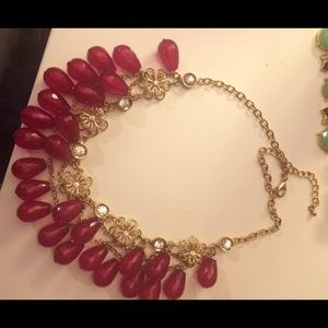 beautiful pink and gold statement necklace