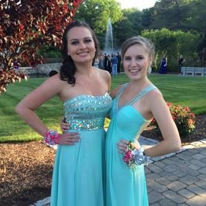 Meet your Posher, Olivia