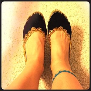 Vintage Black & Gold hand-made Velvet flats