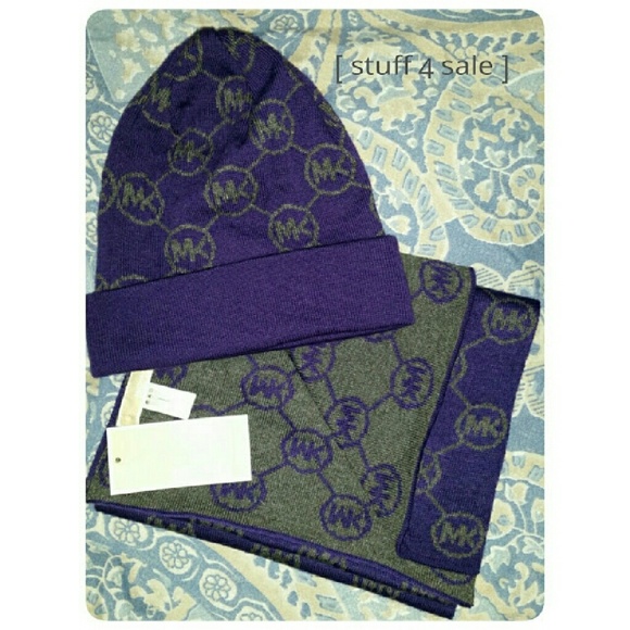 MICHAEL KORS MK Logo Chains Signature Scarf & Hat