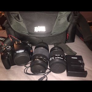 Camera canon eos rebel t3