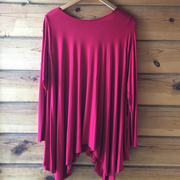 ✨Softest Drapey Knit Top - Picture 2 of 2