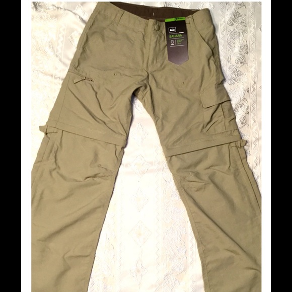 NWT REI GIRLS NYLON PANTS TO SHORTS SIZE 10-12