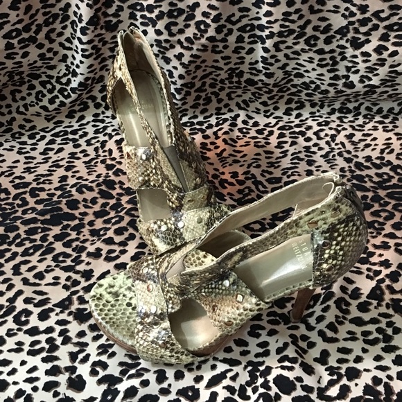 Stuart Weitzman