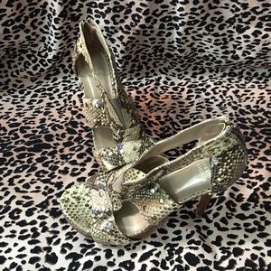 Stuart Weitzman