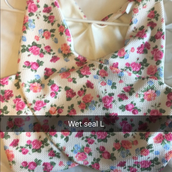 Wet seal floral crop top