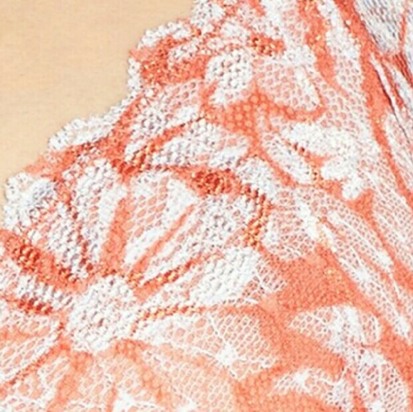 Free People Evangeline Lace Bralett Size Med NWT - Picture 3 of 6