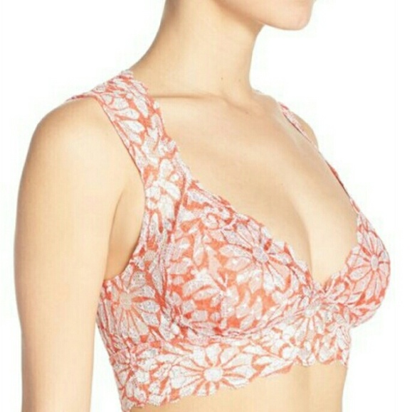 Free People Evangeline Lace Bralett Size Med NWT - Picture 4 of 6