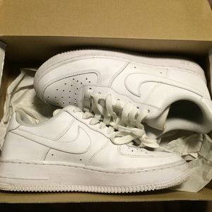Nike Air Force 1