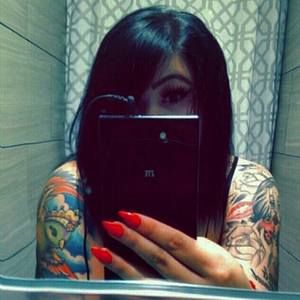 Meet your Posher, Nicole