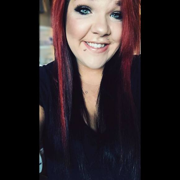 Meet your Posher, Shayna - Picture 1 of 1