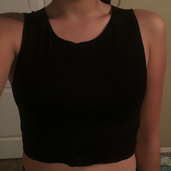 crop top
