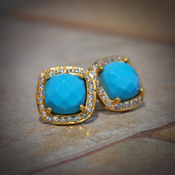 Turquoise Gemstone Stud Earrings 18k Gold Vermeil