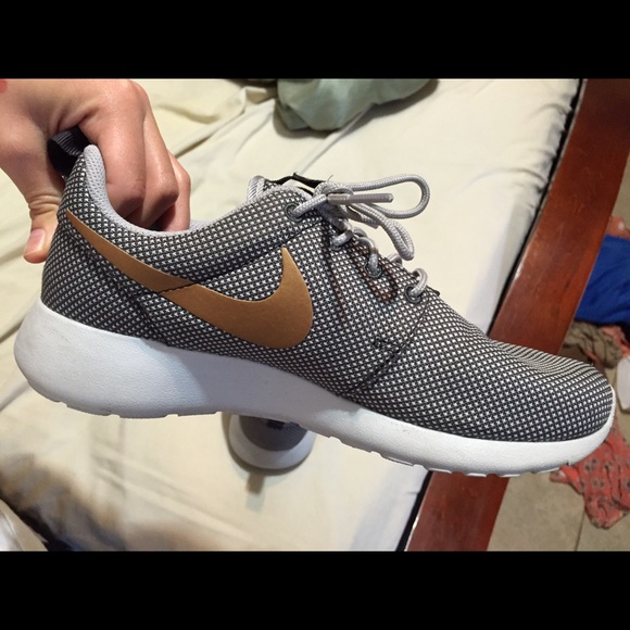 Nike Roshes