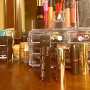 ✳️TRADED: IT Cosmetics Vitality Lippie