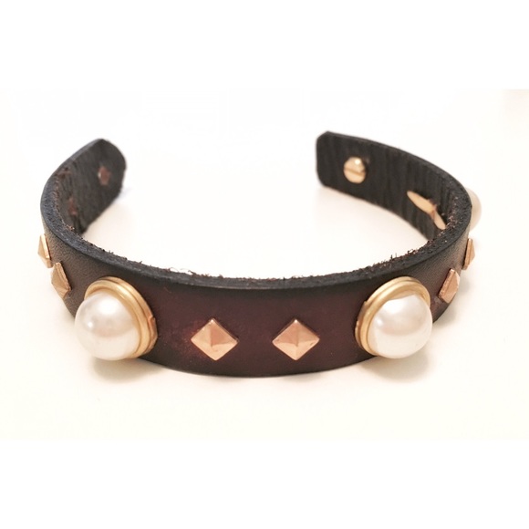 Hand made genuine leather bracelet