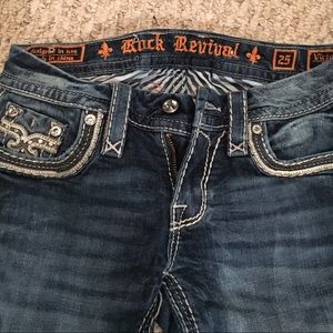 Rock Revival Rhinestone Jeans✨SALE✨