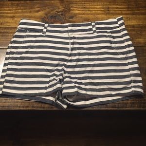 GAP shorts