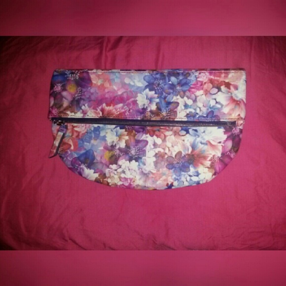 Not a big fan of floral print anymore