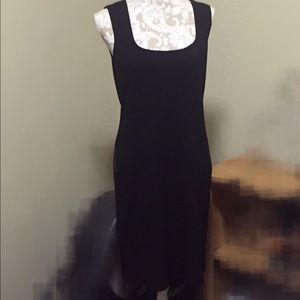 Classic banana republic cocktail dress in black.