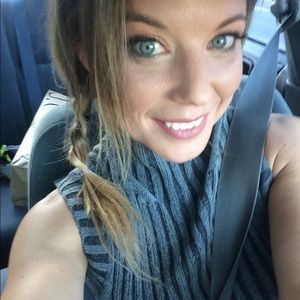 Meet your Posher, Alisa